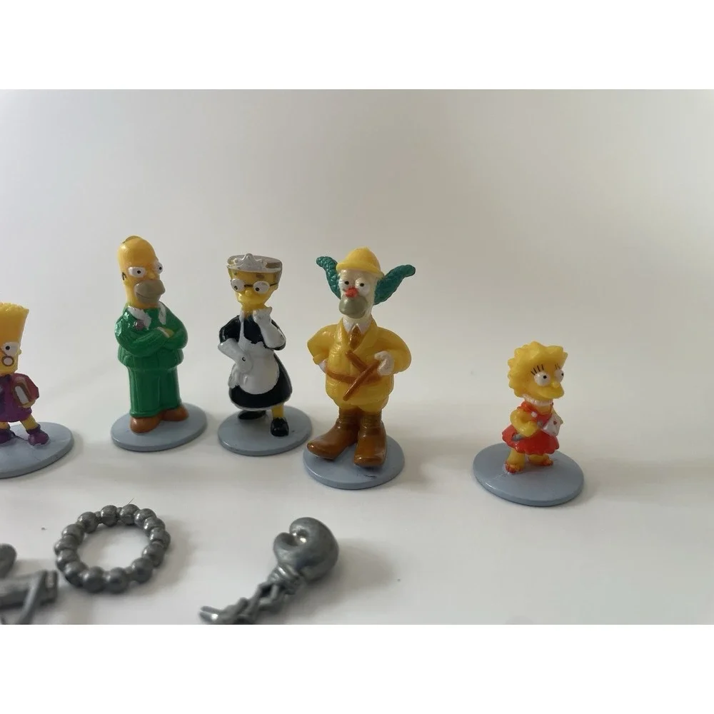 Replacement Pieces The Simpsons CLUE 2002 2nd Edition Board Game Parts - Picture 4 of 6